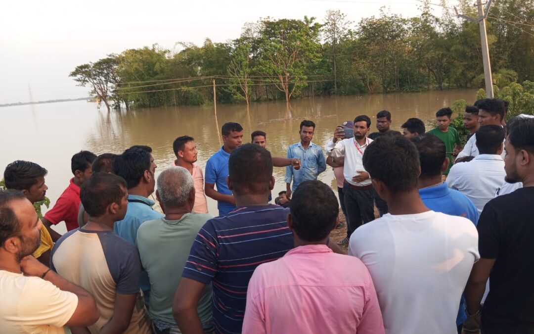 On May 31, 2024, houses of 1000 families in Jomunamuk and Daboka areas were flooded due to the rising water level of the Nikhari River in Hojai district.