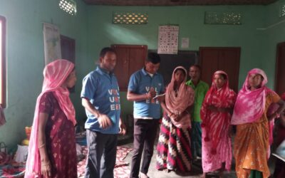 On June 4, 2024, due to the rise in the water level of the Kampur river in Nagaon district, Assam, 50 people from Nagaon district left their homes and were heading towards a safer place. SBF volunteer Abdul Jabbar, along with two SBF volunteers who have observed the situation and helped them.