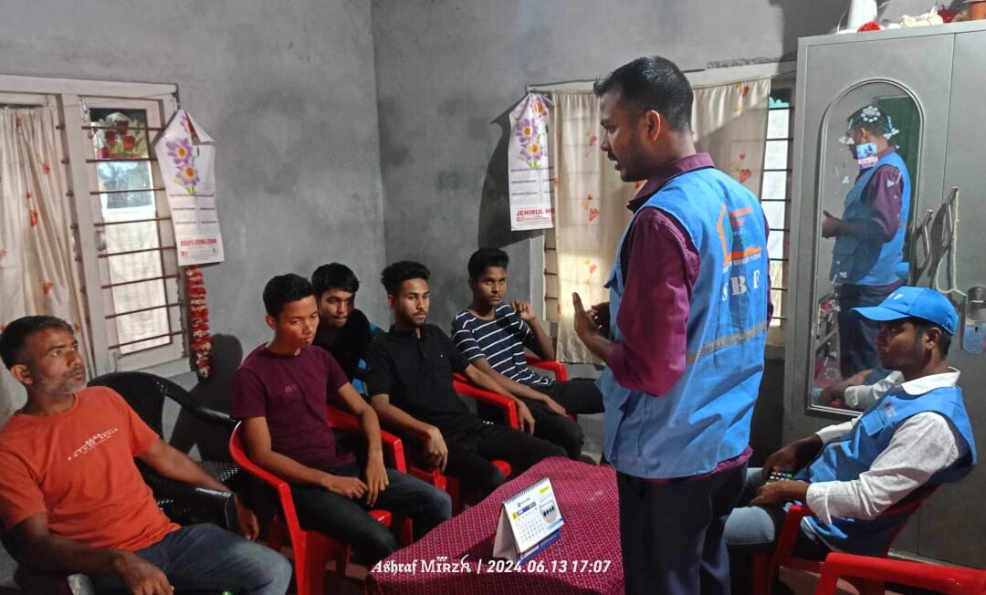 On June 13, 2024, the SBF’s Darrang district Sipajhar Dhokapara area core group organized a meeting. Matiur Rahman (representative, SBF Assam North), Ashraful Islam (area convener), and five SBF volunteers participated in the meeting.