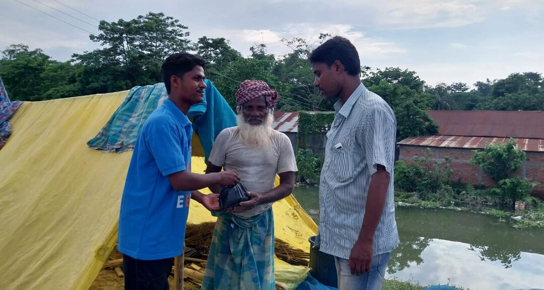 Today, July 6, 2024, the SBF volunteers distributed flood relief kits among flood-affected families in Baralimari Village (Marigaon District).