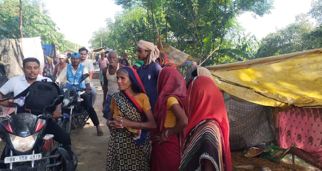 On October 4, 2024, the Rapid Action Team of the Society for Bright Future visited the flood-affected areas of Sitamarhi (Bihar), covering seven villages.